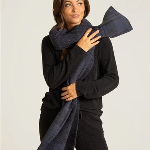 Barefoot Dreams Scarf - Btand New